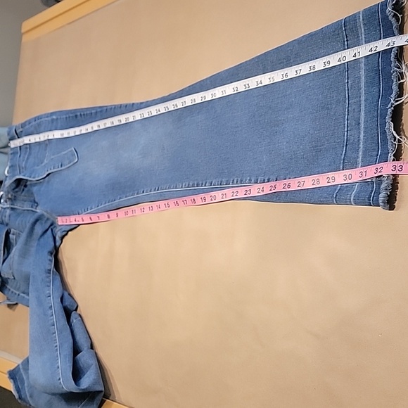 Sofia Vergara Sz. 12 Melisa Flare High Waist Self Belt Release Hem Stretch Jeans - Picture 12 of 15